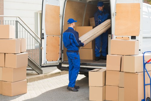 Mobile self storage unit delivered to a Footscray home