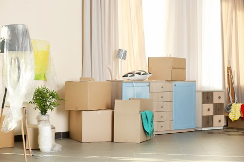 Professional flat removals in Footscray with moving truck and apartment access